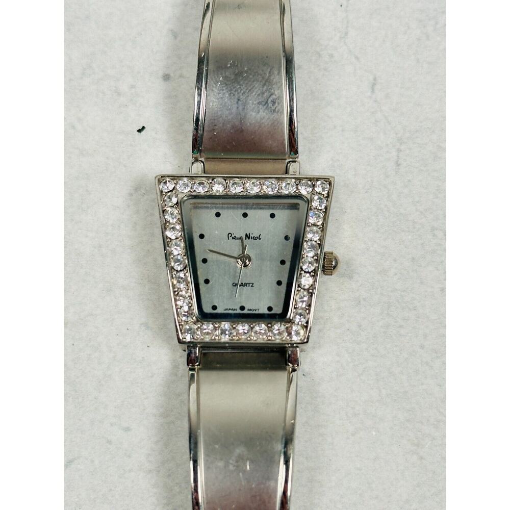 Pieue Nicol Watch Womens 26mm Rhinestone Bezel Silver Tone Unique New Battery